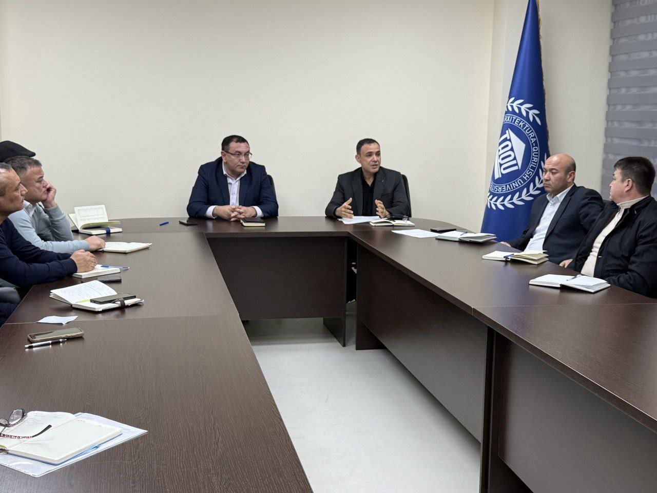 “Oliy ta’lim, fan va innovatsiyalar vazirligi tizimida saqlanib qolayotgan korrupsiyaviy xavflar hamda manfaatlar to‘qnashuvi holatlarini bartaraf etish bo‘yicha Yo‘l xarita”